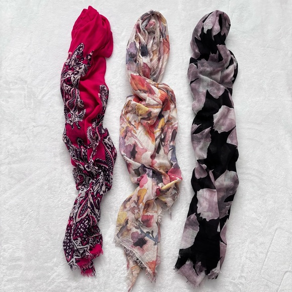 Accessories - 3 Multi-Colored Fashion Scarves